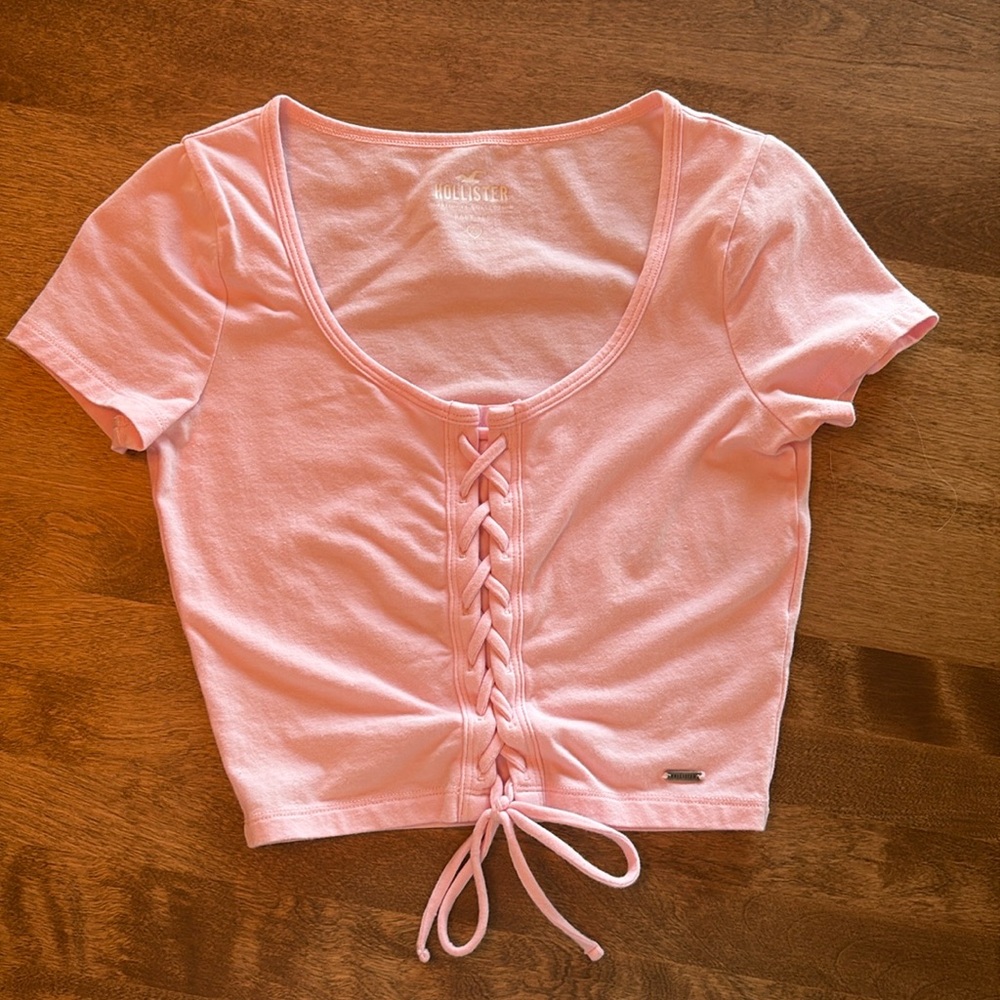 Hollister Pink Lace-up Baby Tee XS. Super soft, cute, washes up great!